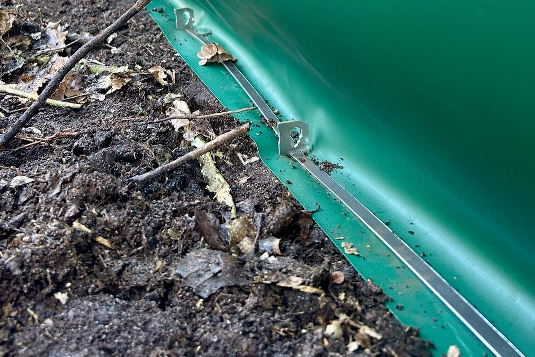 reptilienschutzzaun_amphibienschutzzaun_zubehoer_bodenabschlusssystem